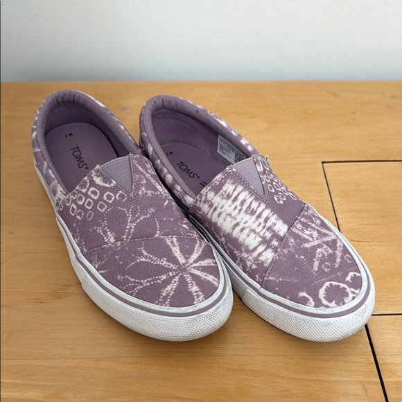 Toms Shoes - Toms Purple Sneakers Casual Slip-On